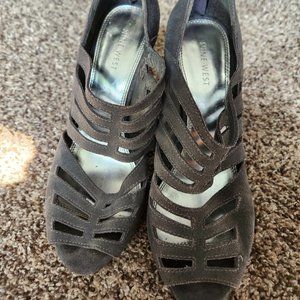 Nine West Grey Suede High Heels size 8